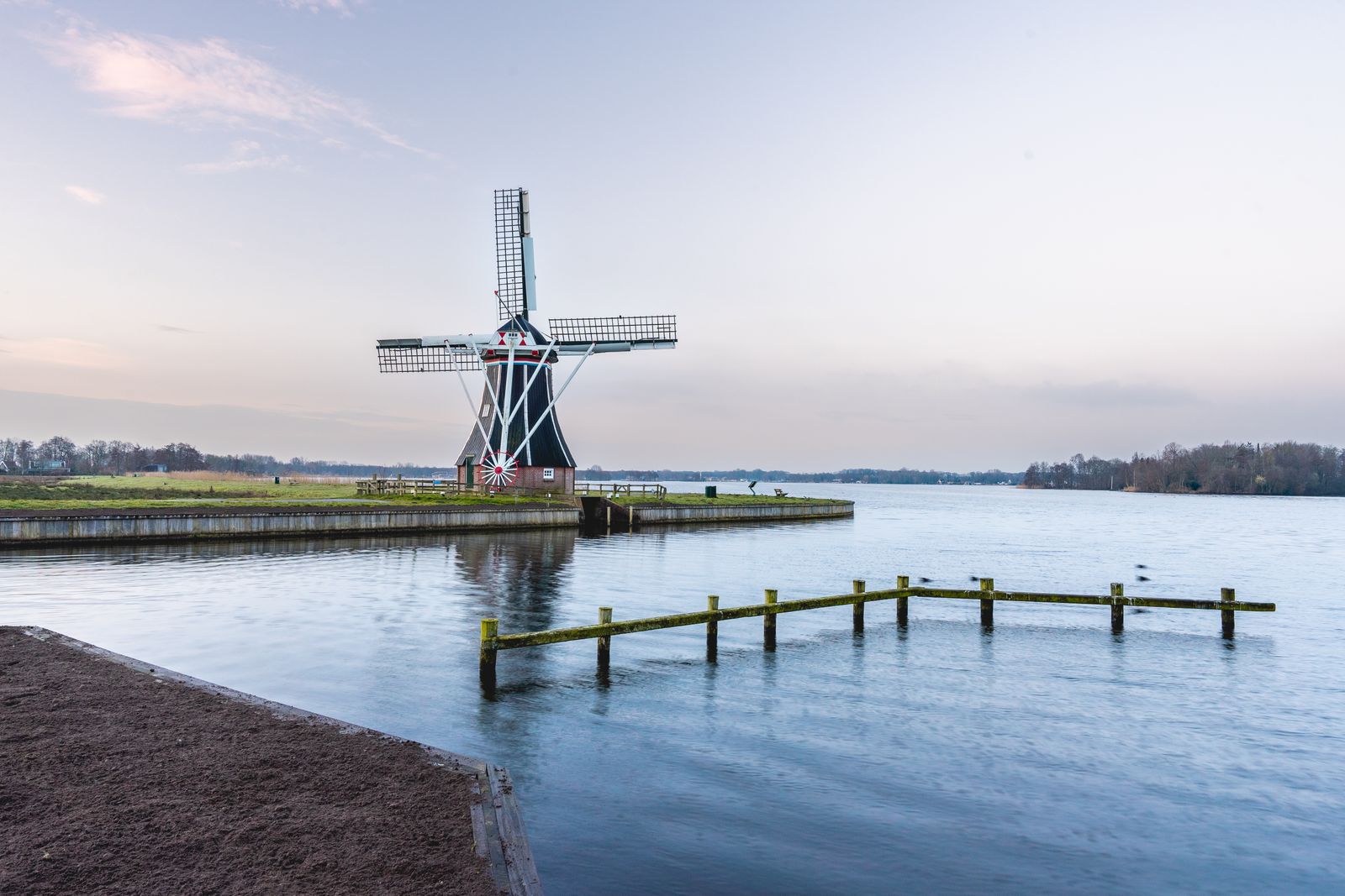 Dit meer was tot 1969 een zeearm