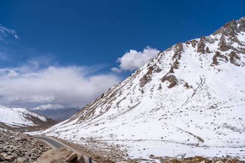 Kostenloses Stock Foto zu beratung, berge, blauer himmel