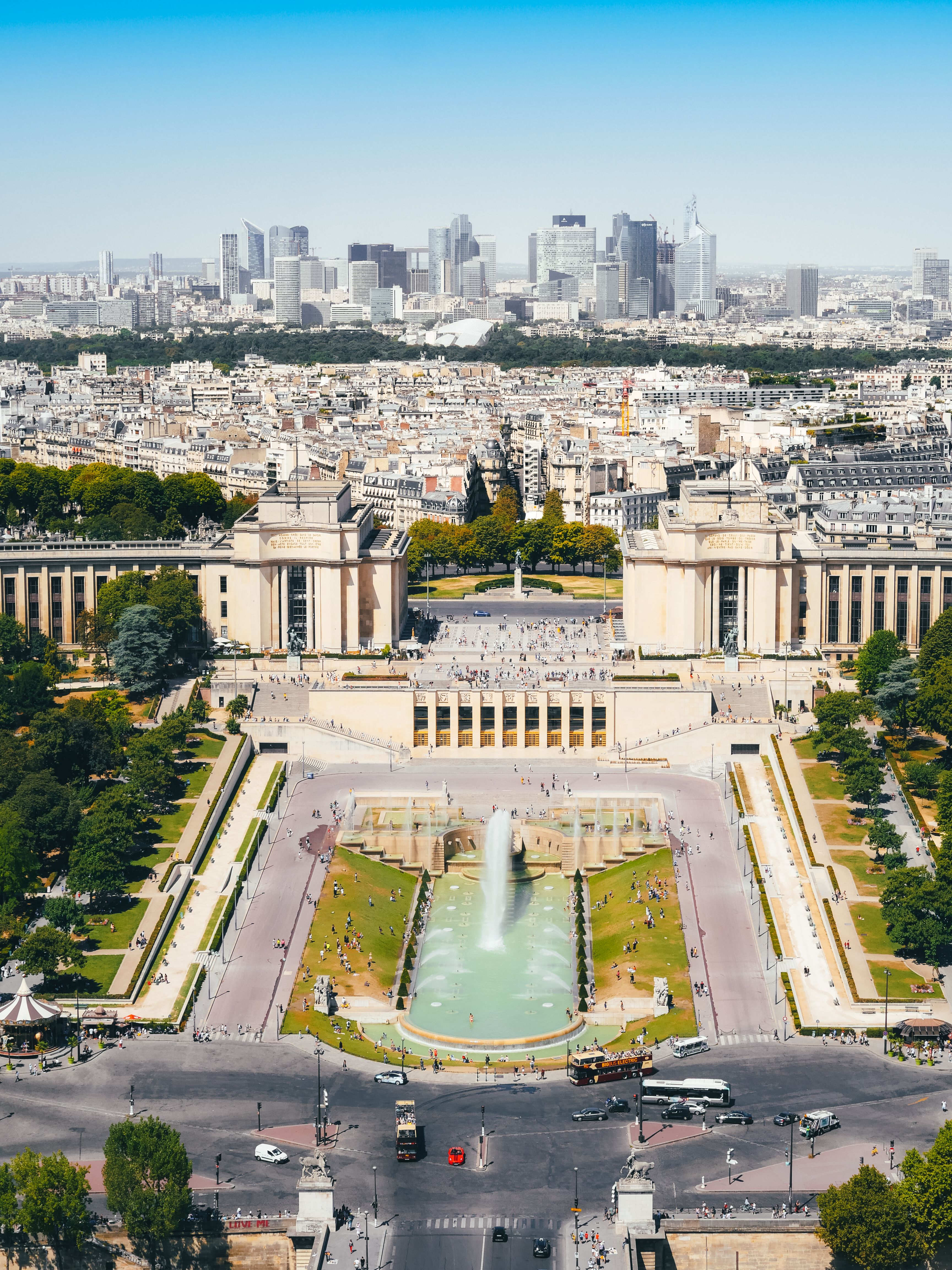 Jardins du Trocadéro in Paris from the Eiffel Tower · Free Stock Photo