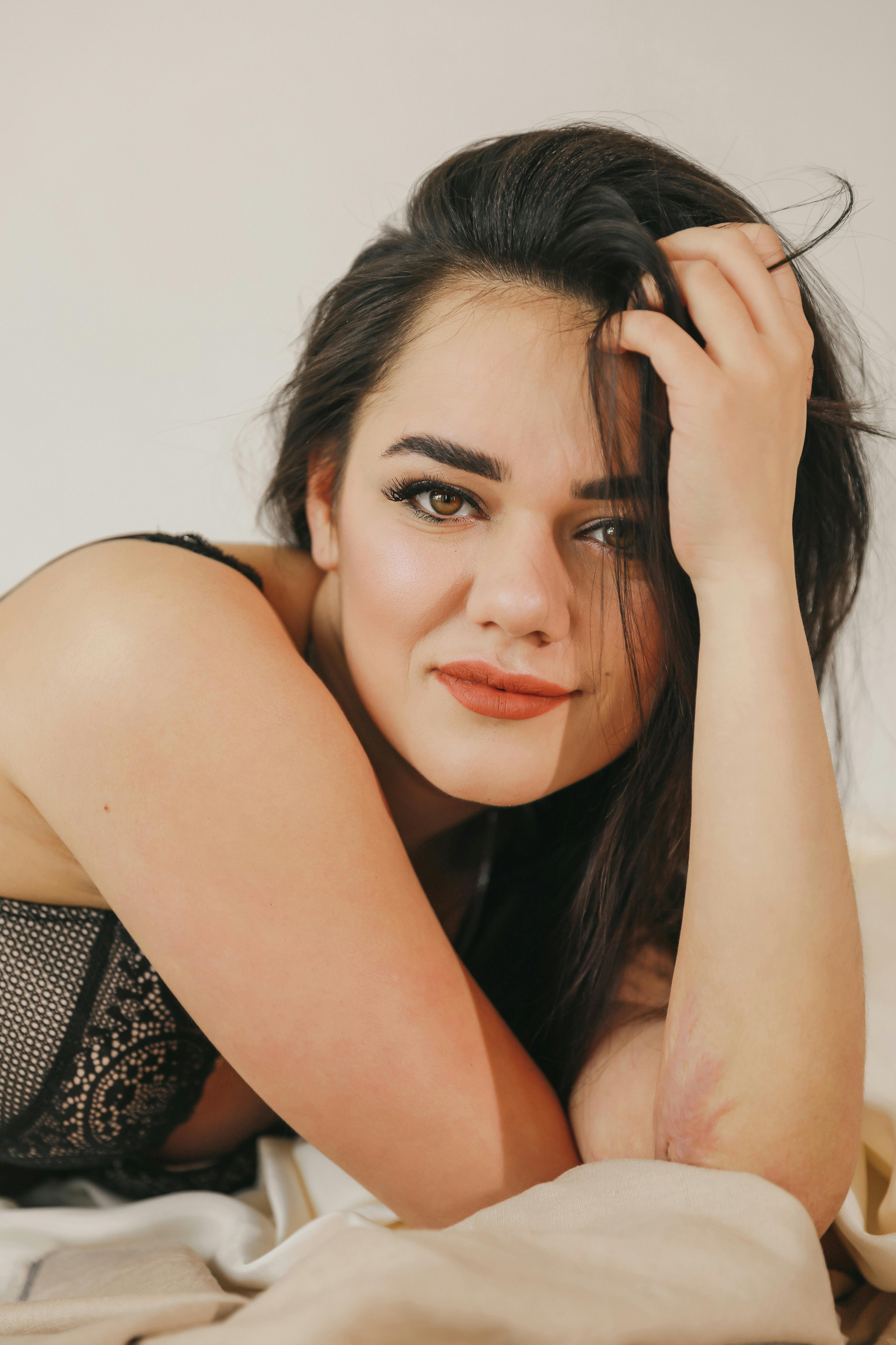 bezplatná Základová fotografie zdarma na téma #krytý, atraktivní, beauty shot Základová fotografie