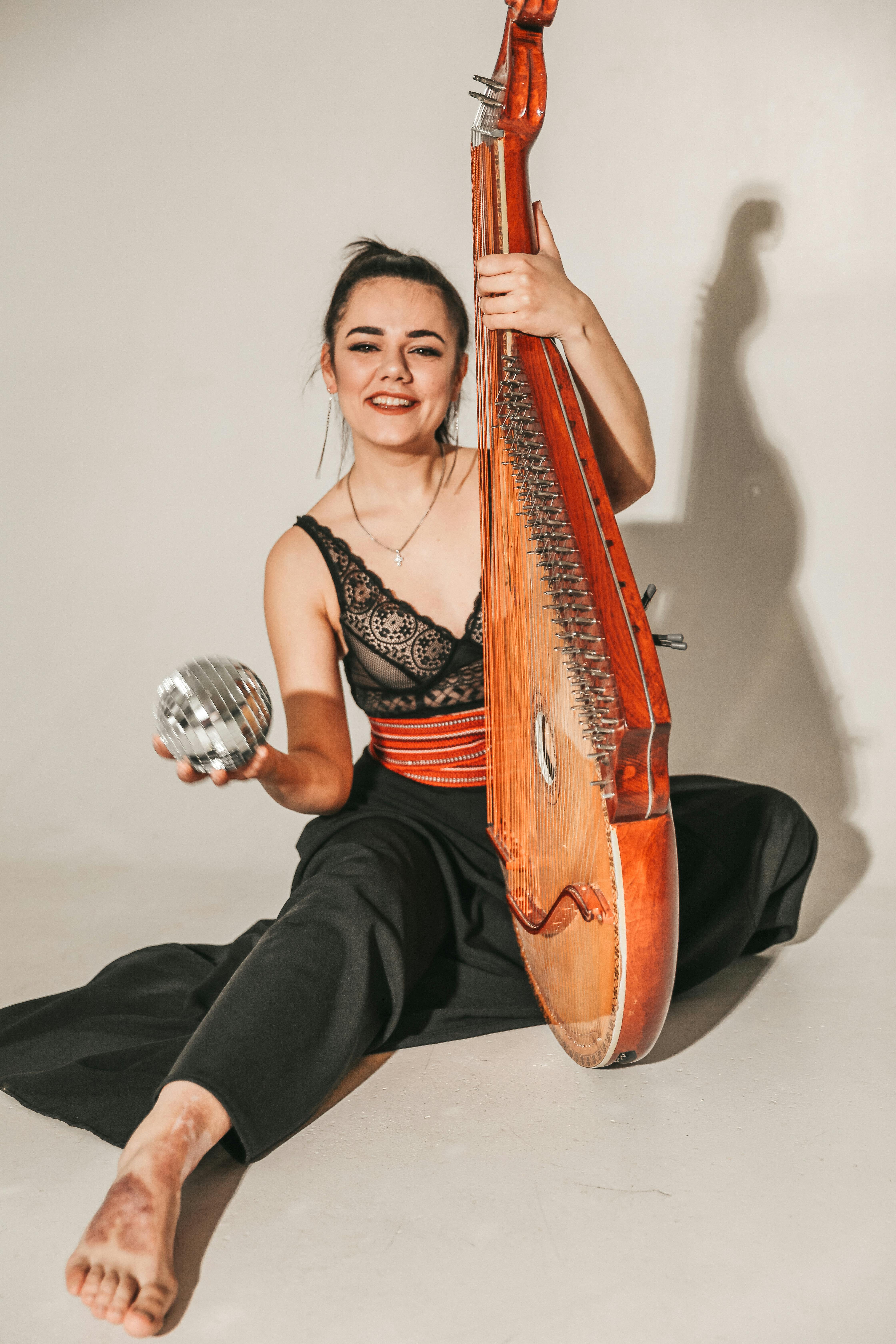 Безкоштовне стокове фото на тему «attractive, bandura, beautiful» стокове фото