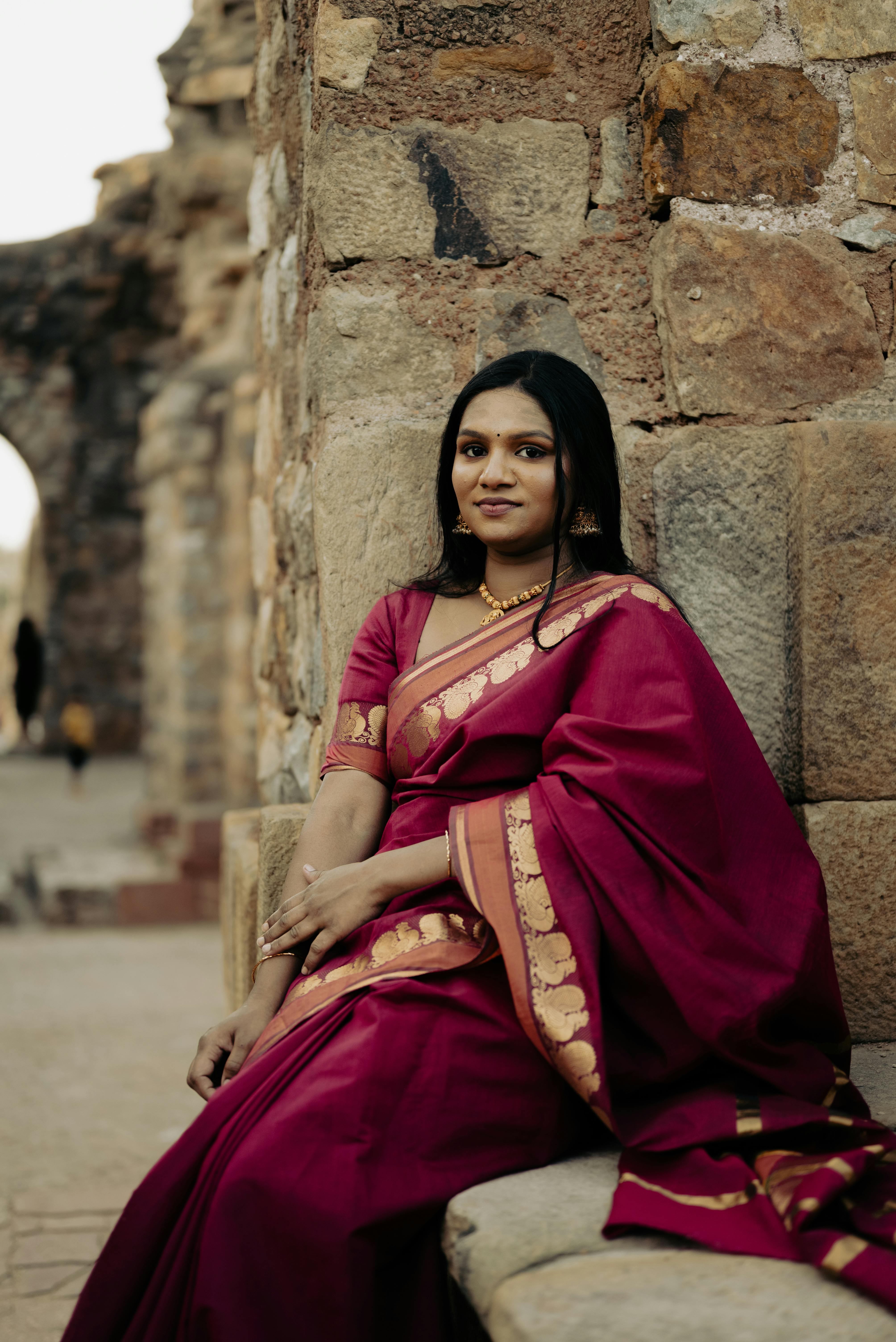 Red Handwoven Brocade Banarasi Katan Silk Saree – Chinaya Banaras