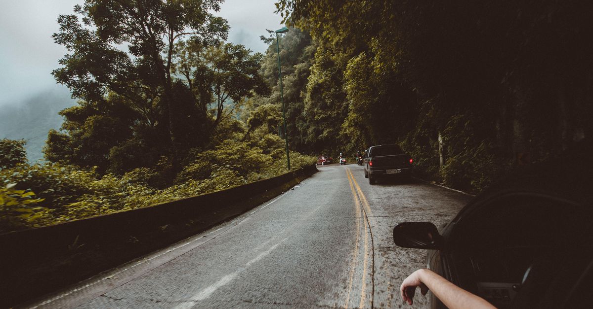 Peur du volant en voiture : comment l’hypnose redonne confiance
