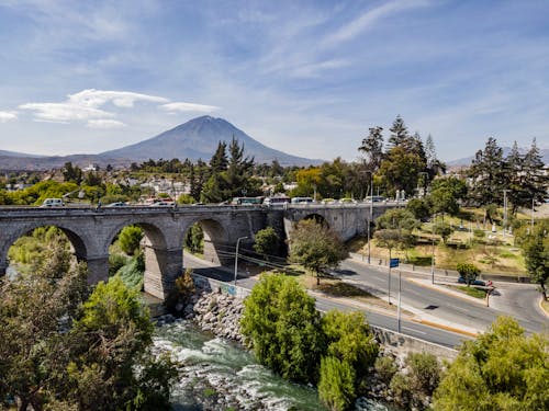 Foto d'estoc gratuïta de arequipa, carretera, cotxes