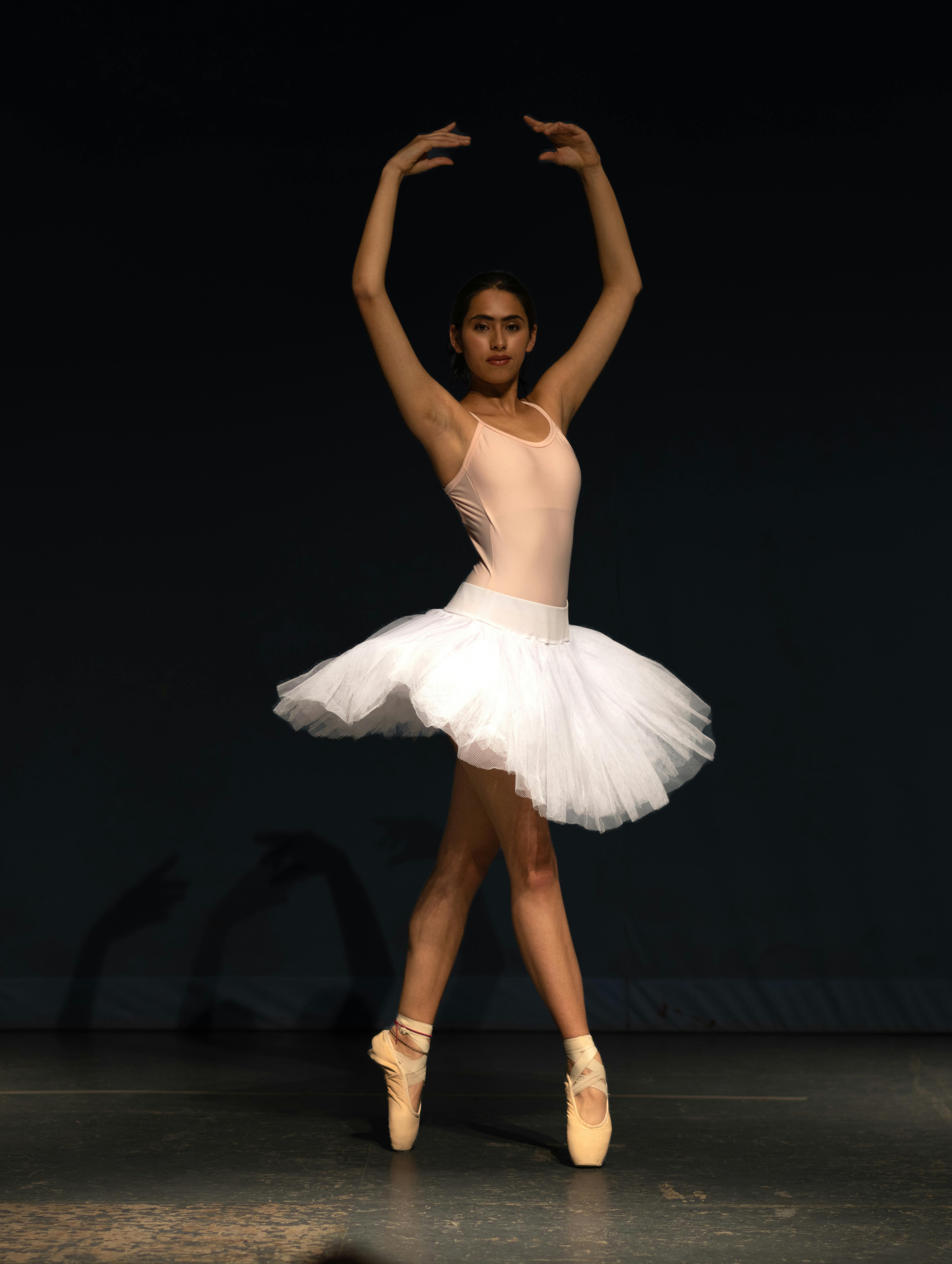 De franc Foto d'estoc gratuïta de actuació, actuació de ballet, actuació en directe Foto d'estoc