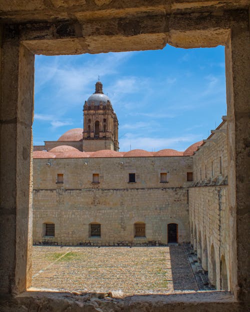 Immagine gratuita di architettura barocca, cattolicesimo, centro storico