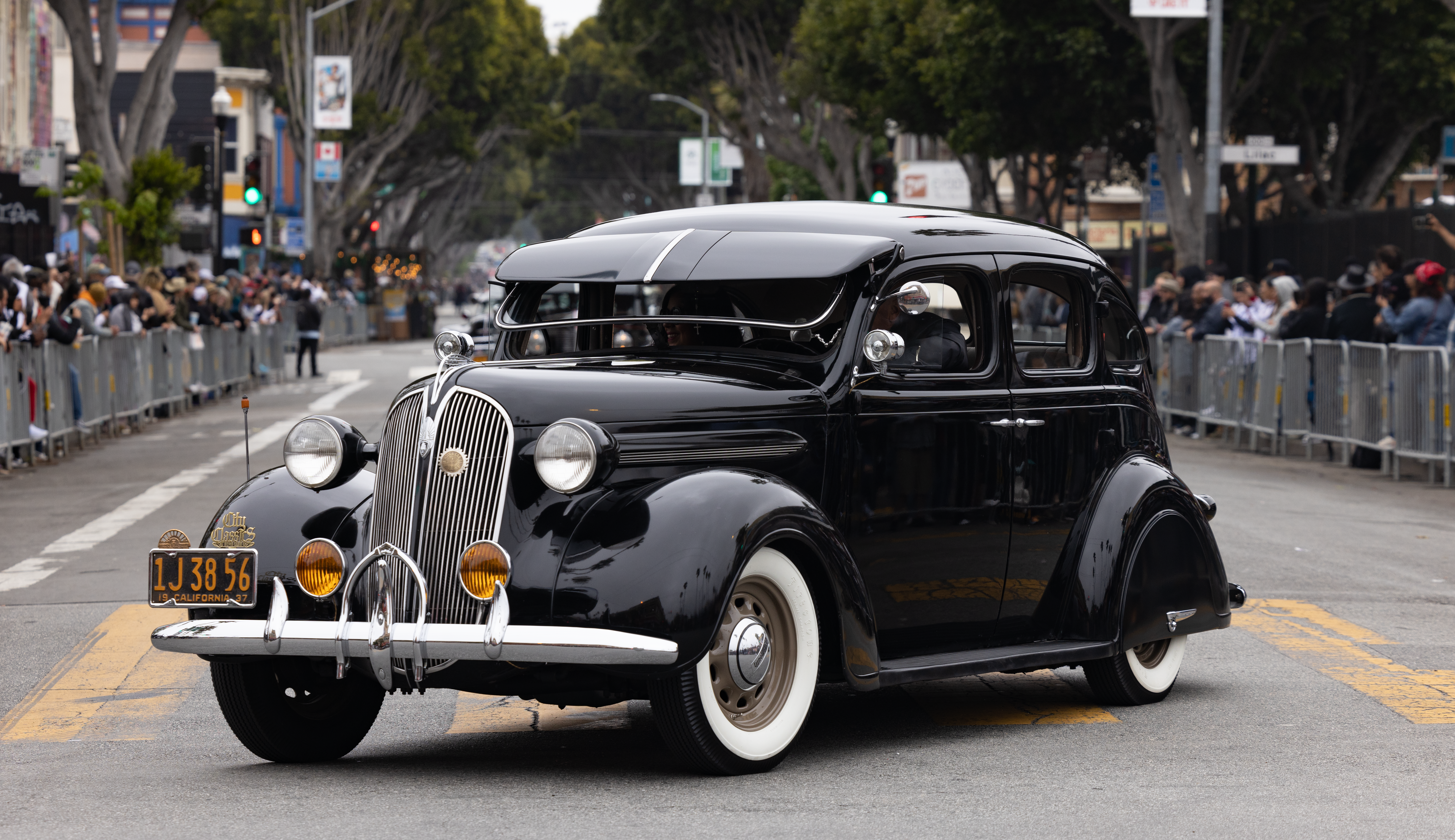General Motors employees honored with Automotive News awards — Photo by Sean P. Twomey on Pexels