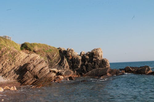 山, 岩, 水遊びの無料の写真素材