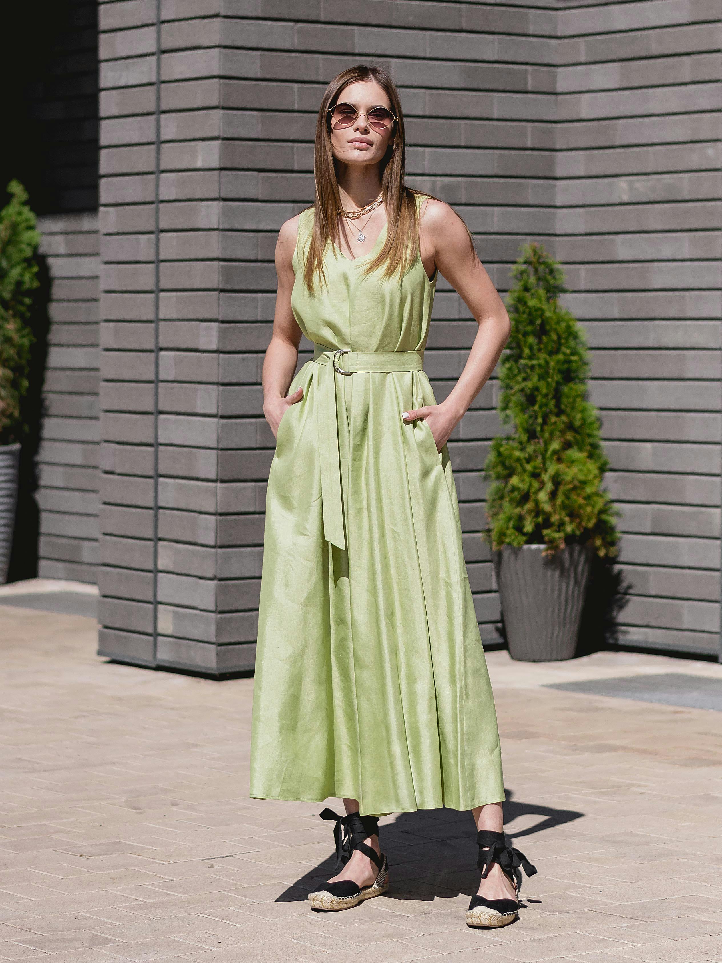 Fashion Model in Green Dress · Free Stock Photo