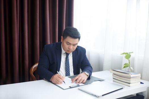 裁员赔偿怎么算？关键看这几点