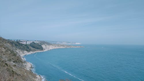 Бесплатное стоковое фото с береговая линия, голубой, море