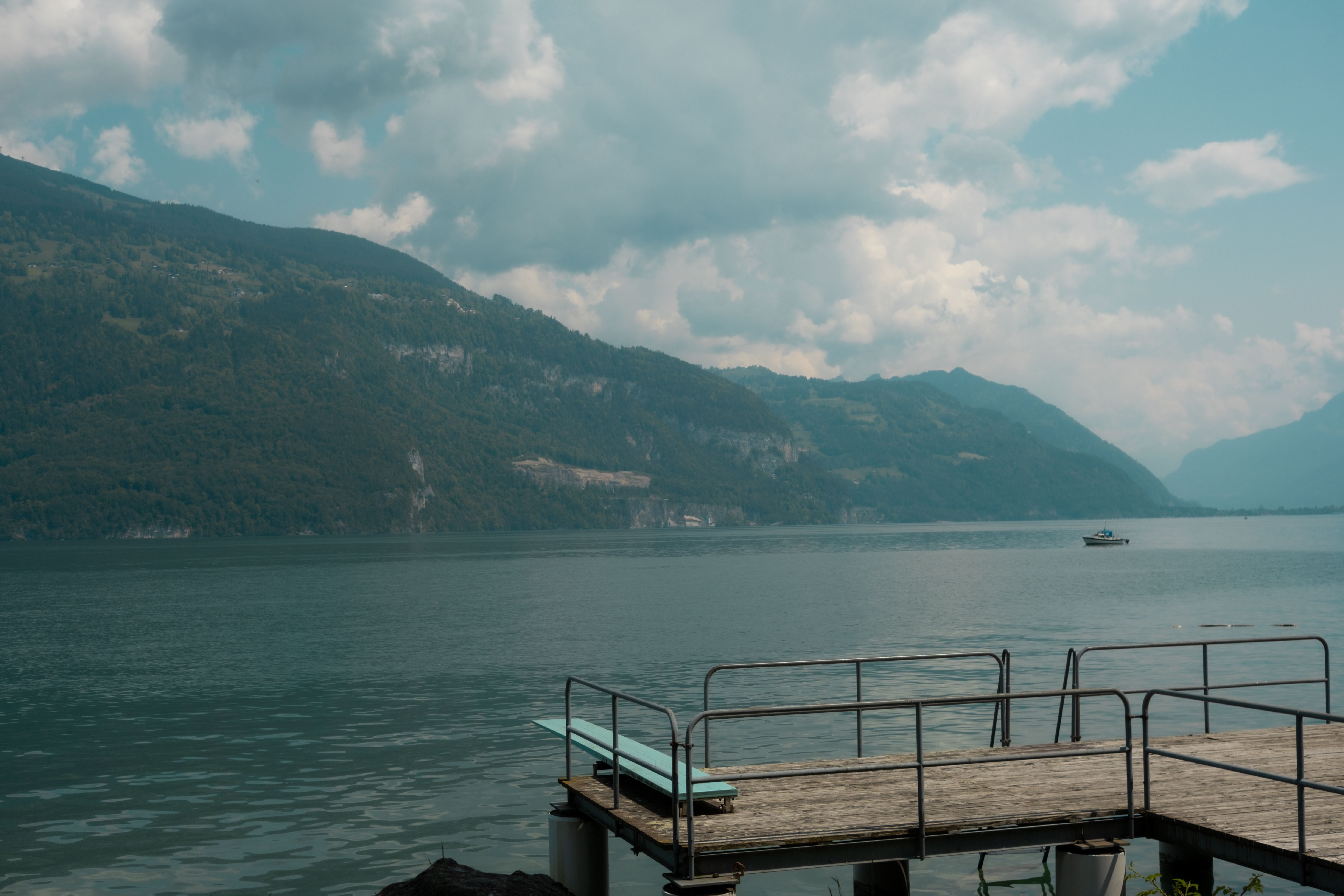 View of the Lake Thunersee in Krattigen, Switzerland · Free Stock Photo