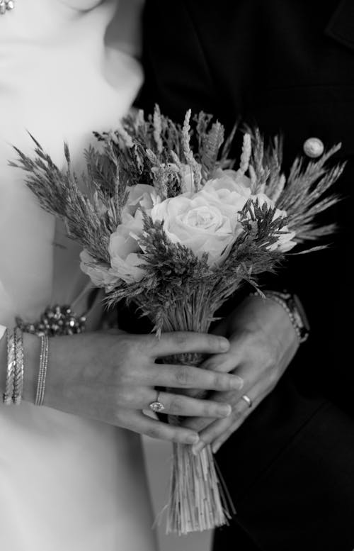 Foto stok gratis buket, bunga-bunga, hitam & putih