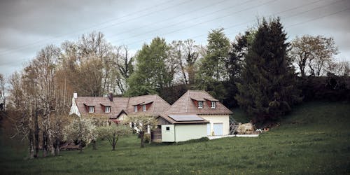 Gratis stockfoto met boerenwoning, bungalow, helling