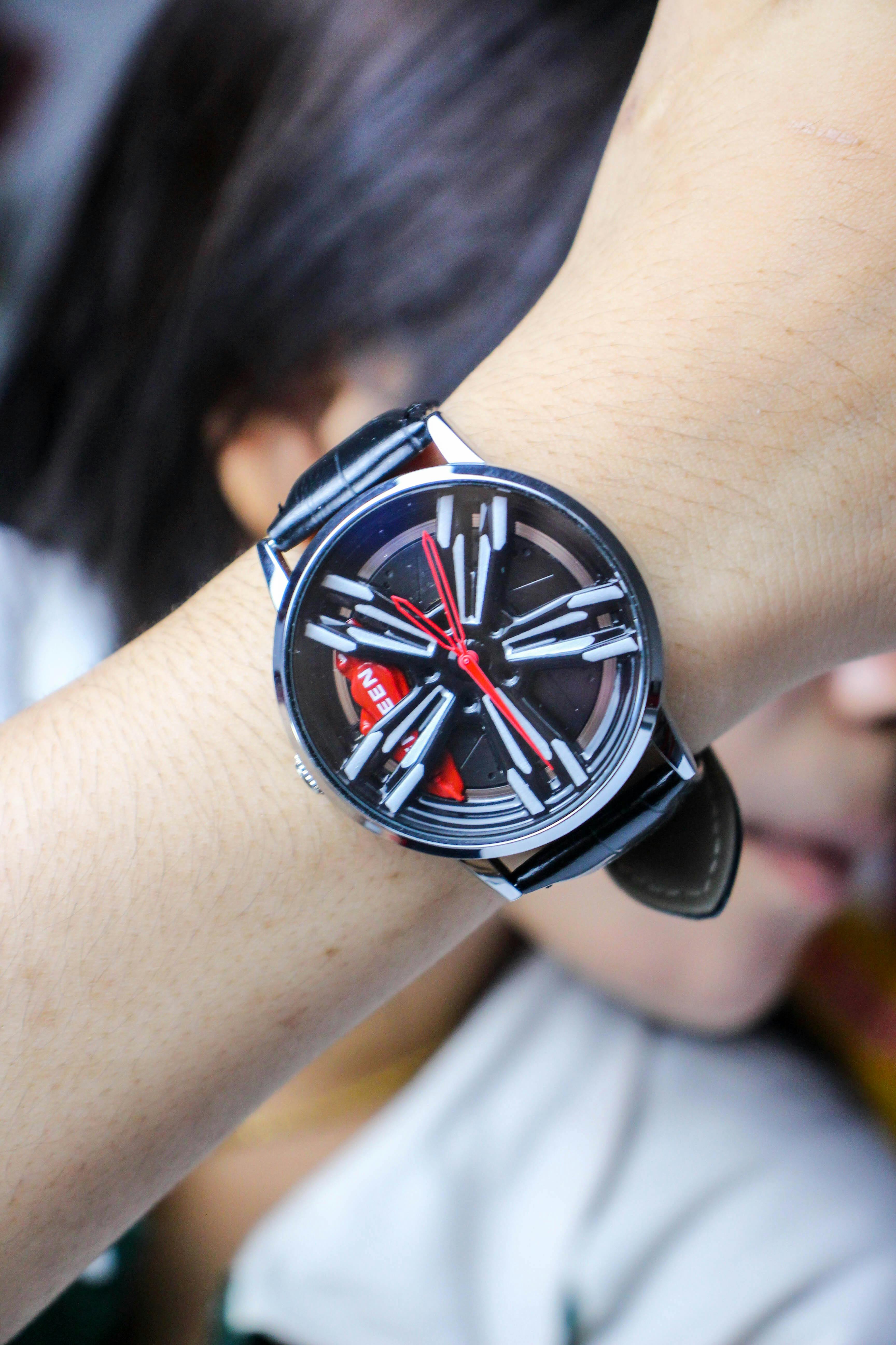 Best GPS Watches for Adventure Travel 2026