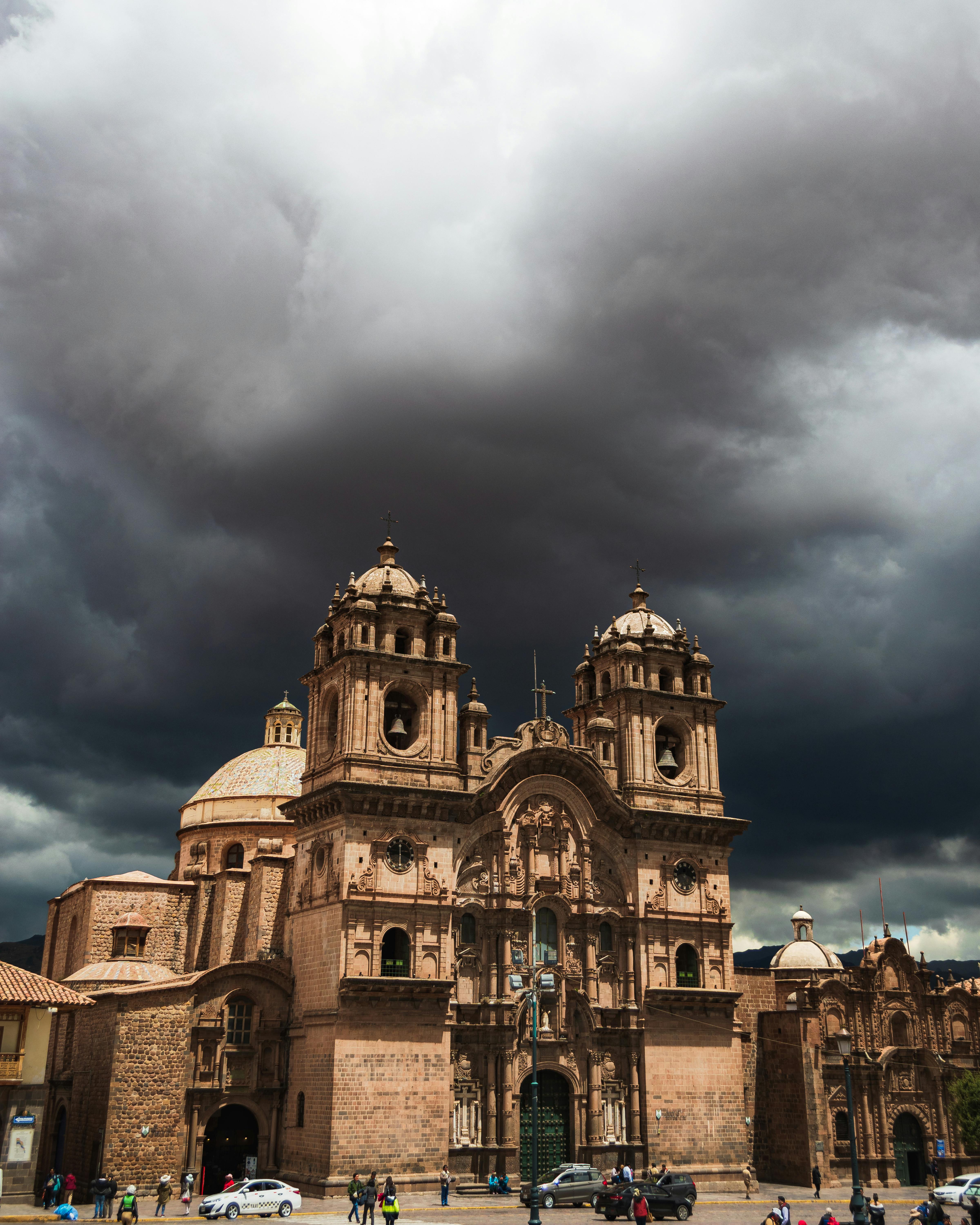 Facade of Church of the Society of Jesus in Cusco · Free Stock Photo