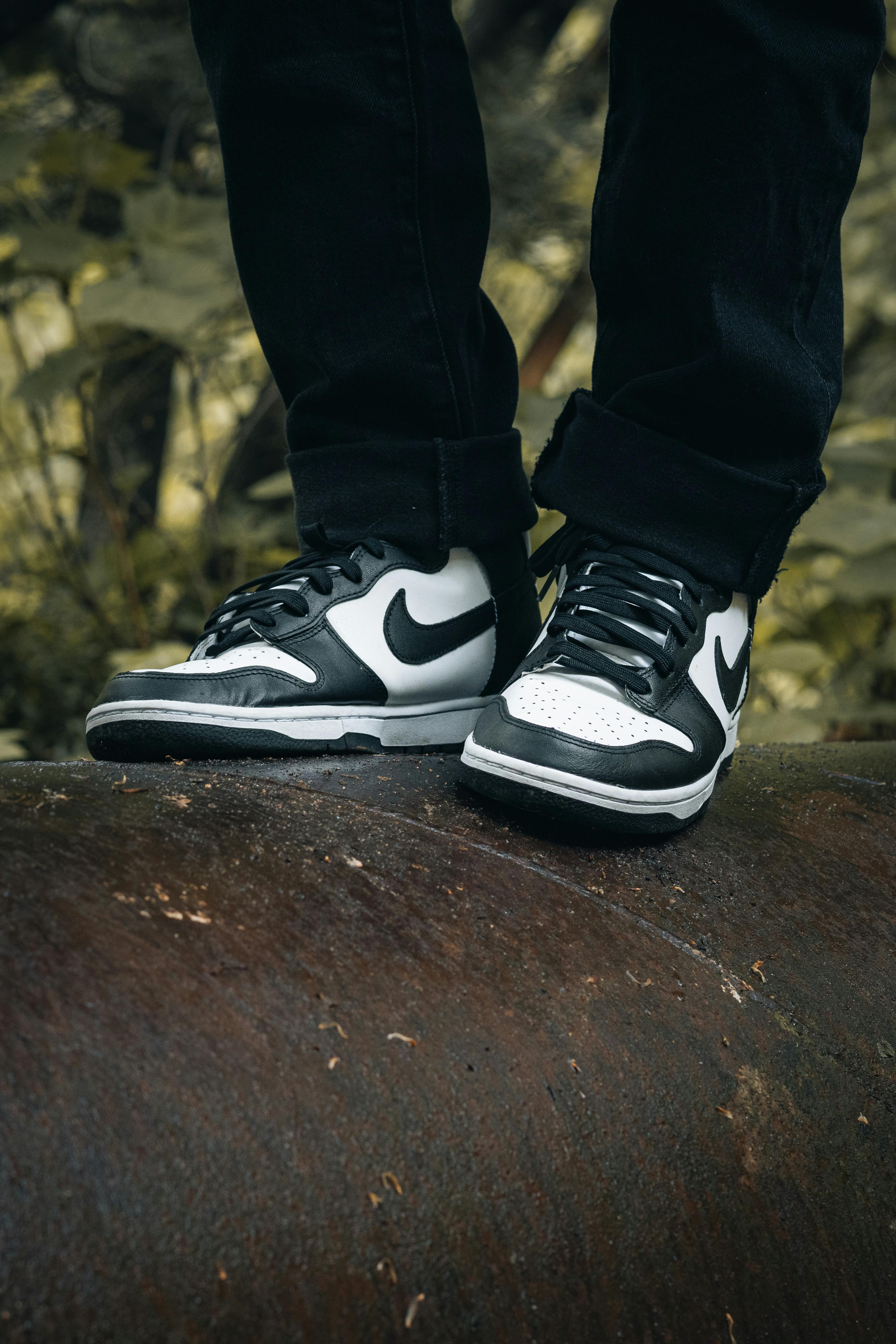 trendy nike trainers