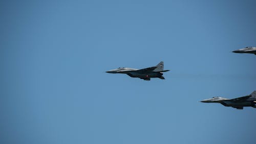 Foto stok gratis Angkatan Udara, cepat, di langit