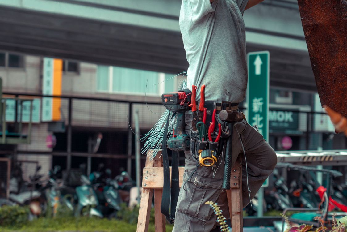 handyman ladder tool belt repair