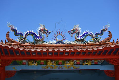 açık hava, budist tapınağı, Çin ejderhaları içeren Ücretsiz stok fotoğraf