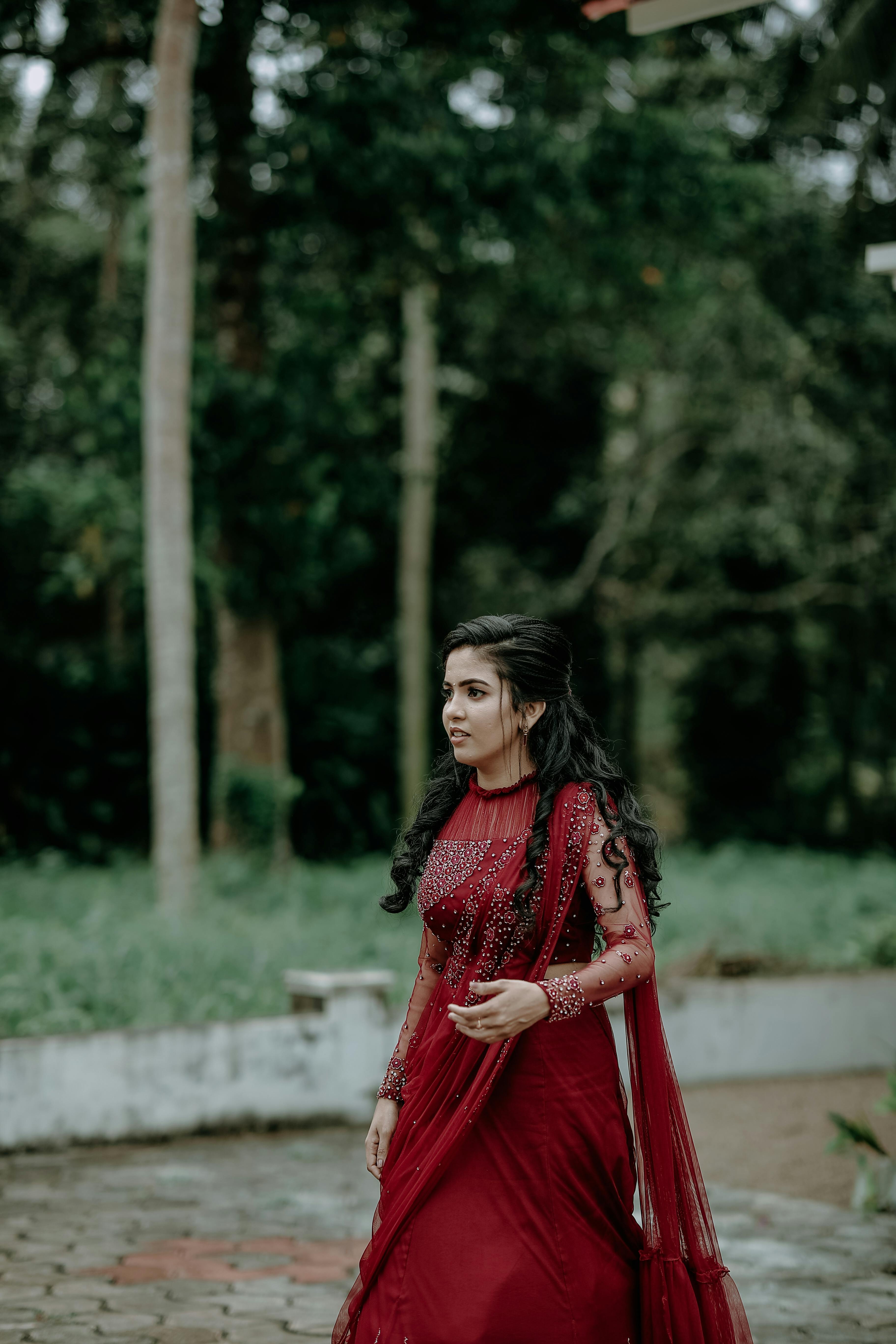 Buy Red Priyanka Chopra Saree Gown Party Wear Online at Best Price | Cbazaar