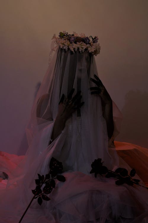 Foto d'estoc gratuïta de Corona de flors, maquillatge, nupcial