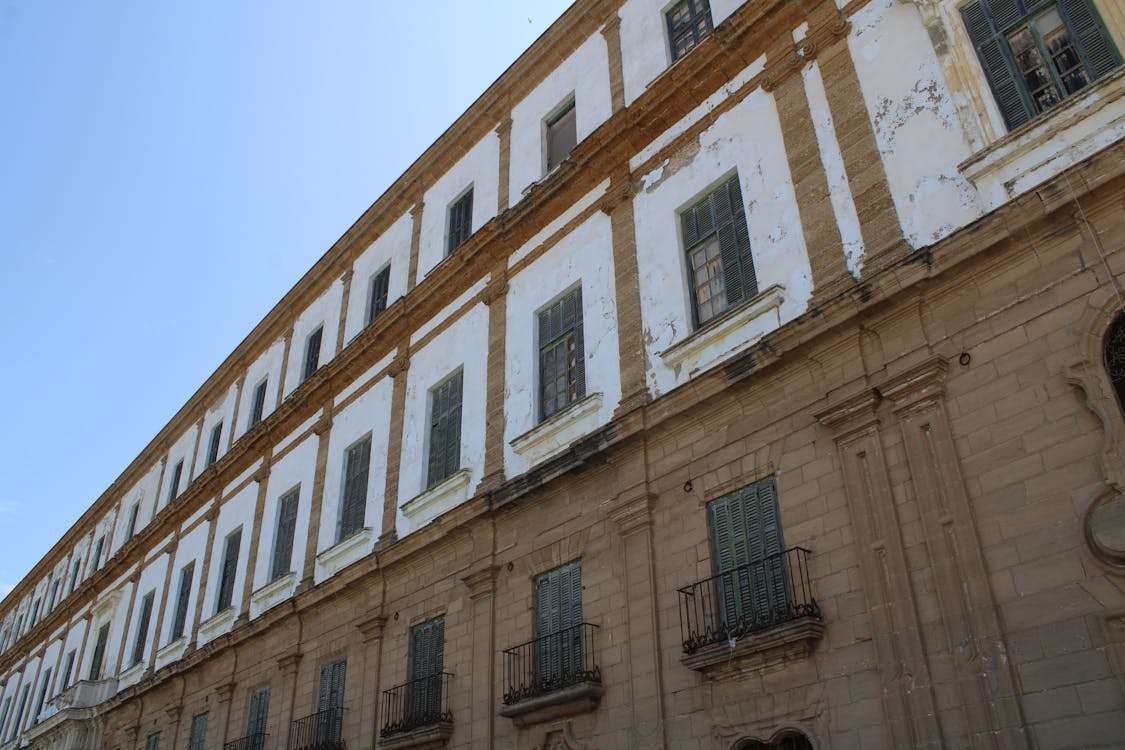 edificio de Valcárcel