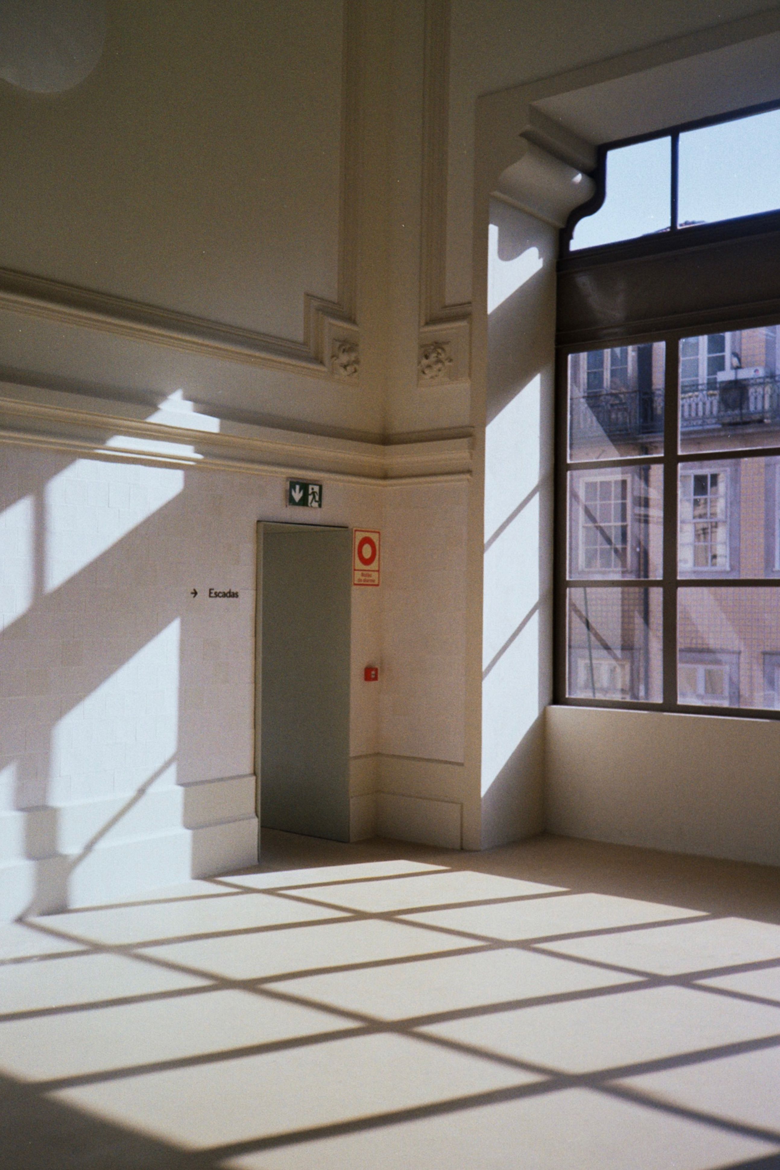 Old Emergency Rooom Emergency Room Photos, Download The BEST Free Emergency Room Stock ...