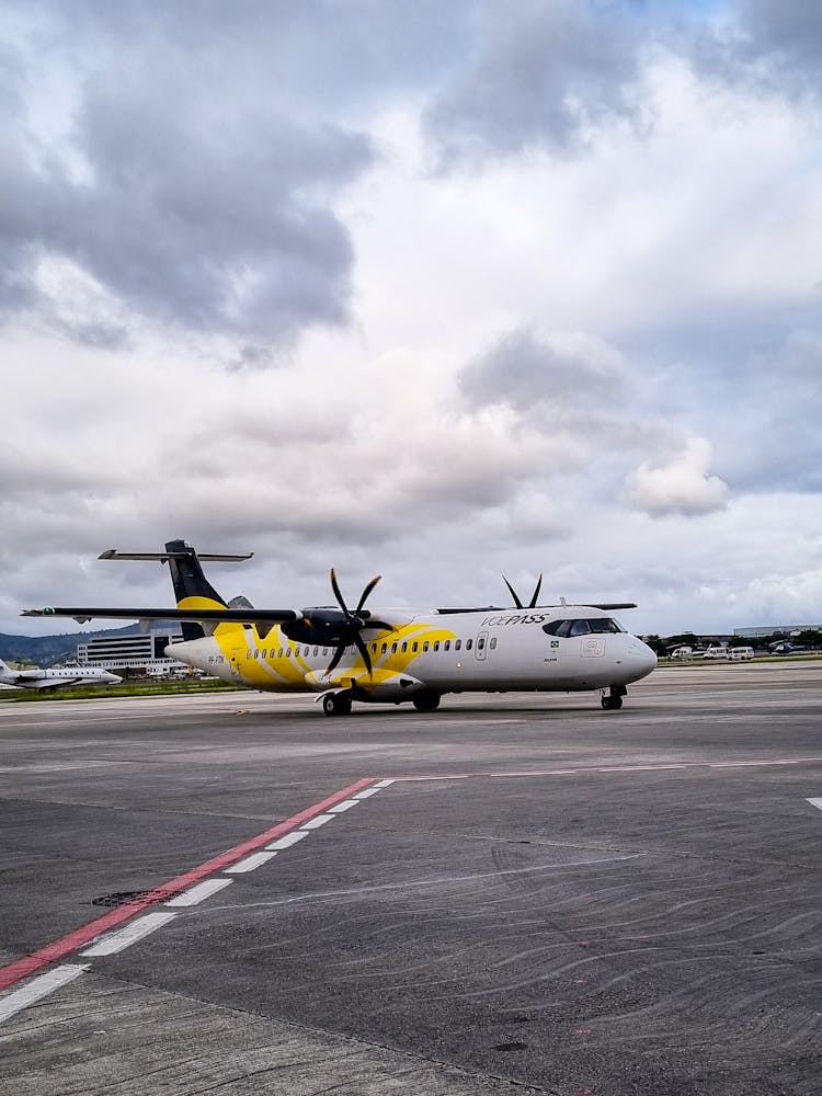 Airplane With Propellers