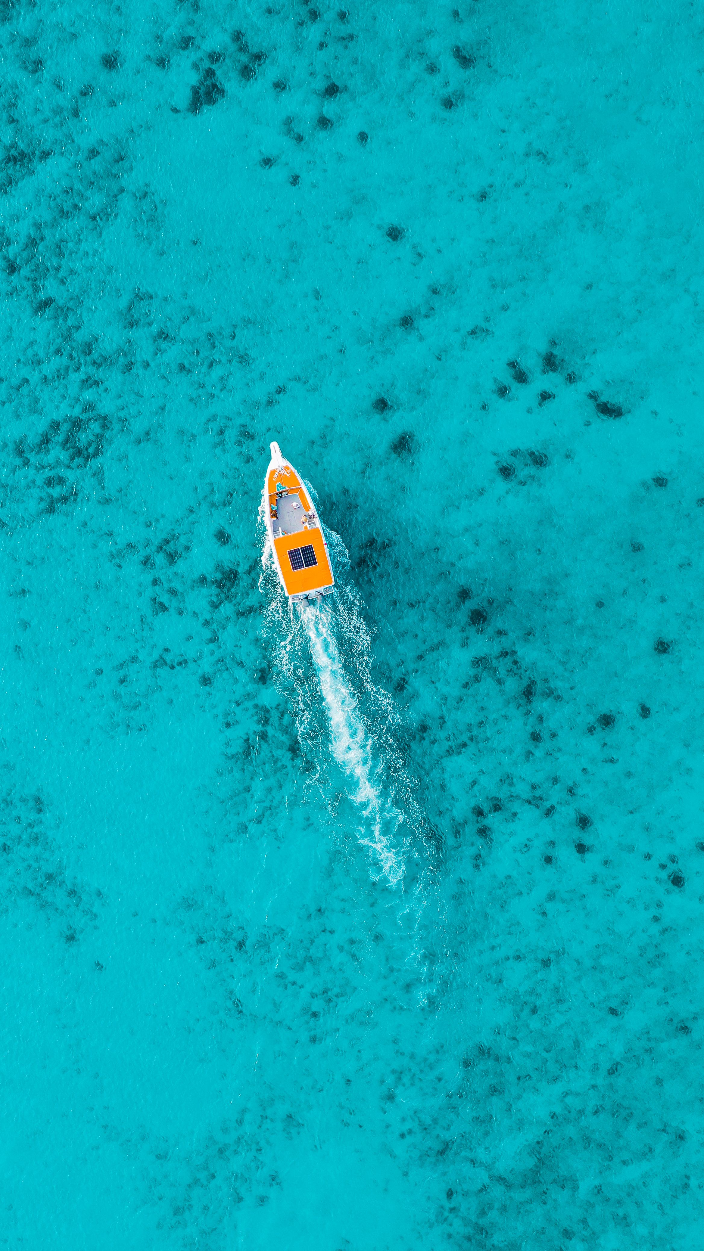 Birds Eye View of Motorboat · Free Stock Photo