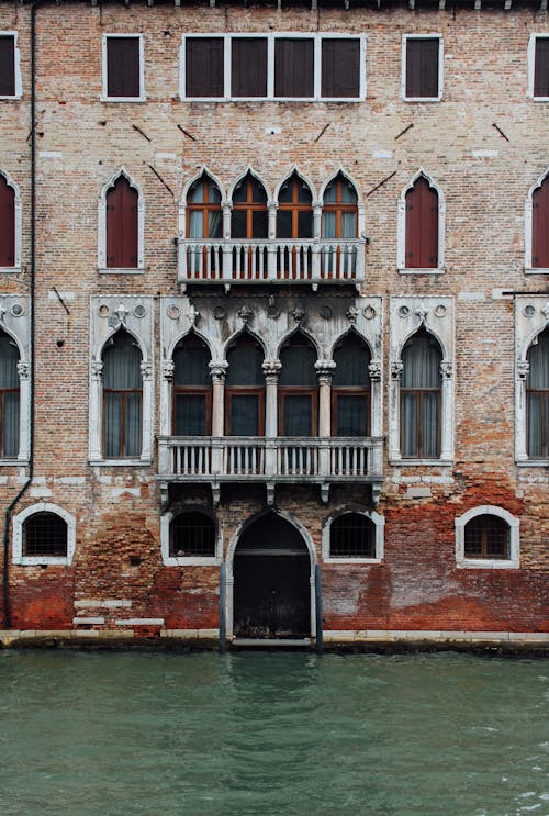 Бесплатное стоковое фото с Балкон, балконы, венеция
