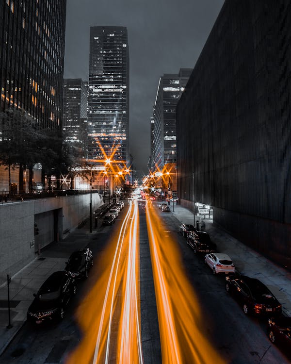 Foto De Rayas De Luz En La Carretera Durante La Noche