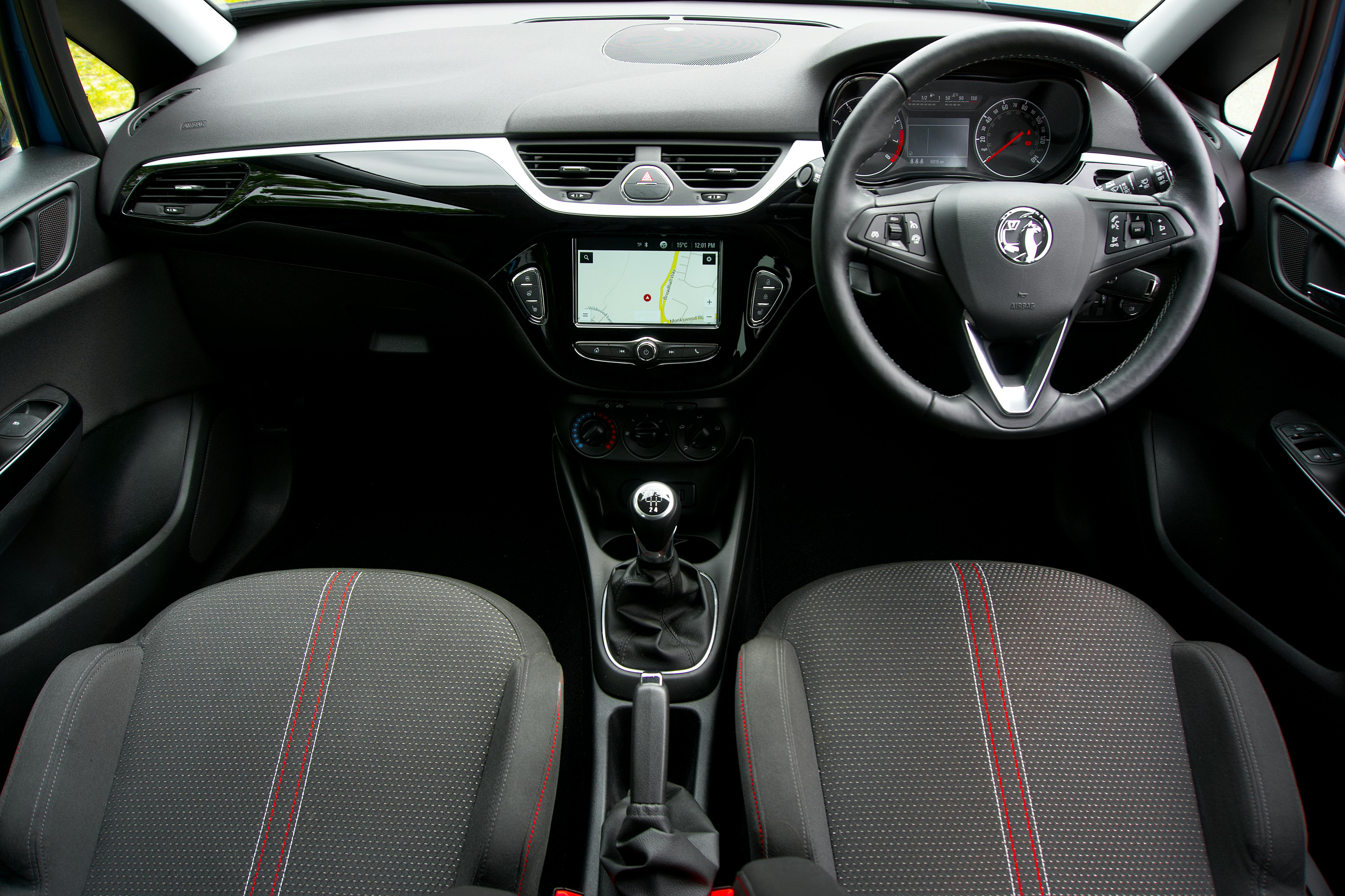 Next-Gen Pleos Connect Infotainment Coming to Hyundai, Genesis, Kia Vehicles — Photo by Mike Bird on Pexels