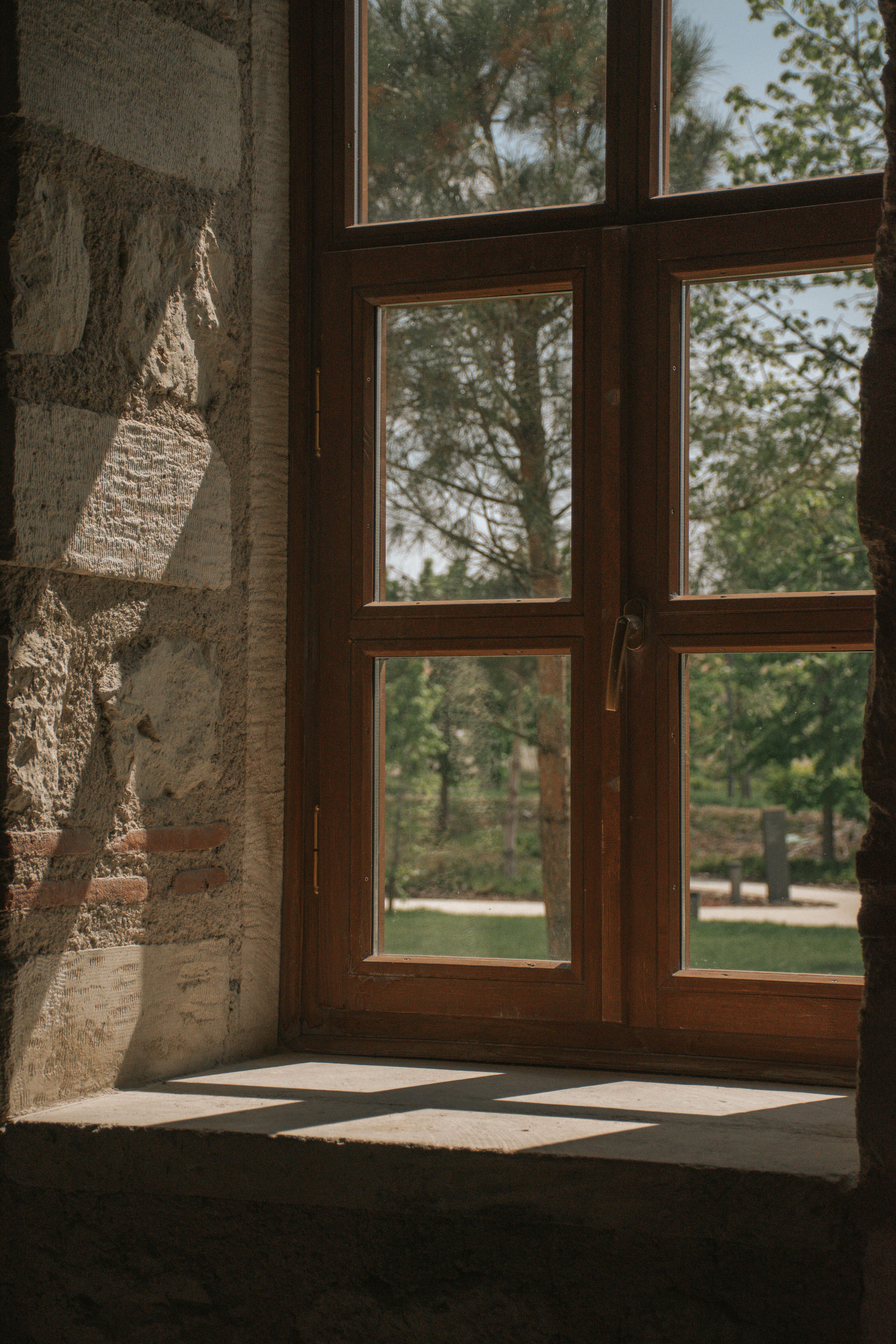 Close up of Windows · Free Stock Photo