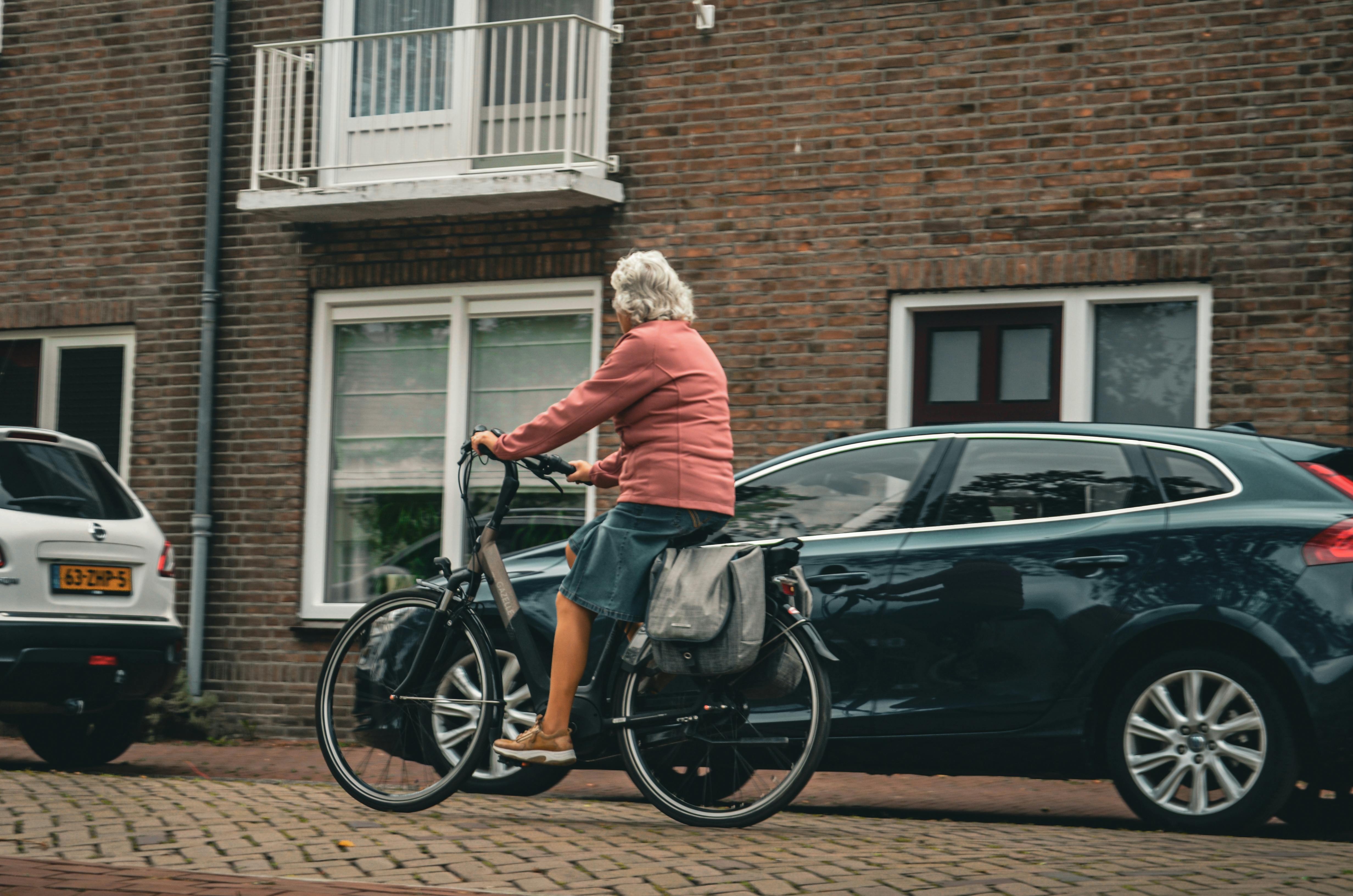 mobility mileage mobility benefits — Photo by Vitaliy Haiduk on Pexels