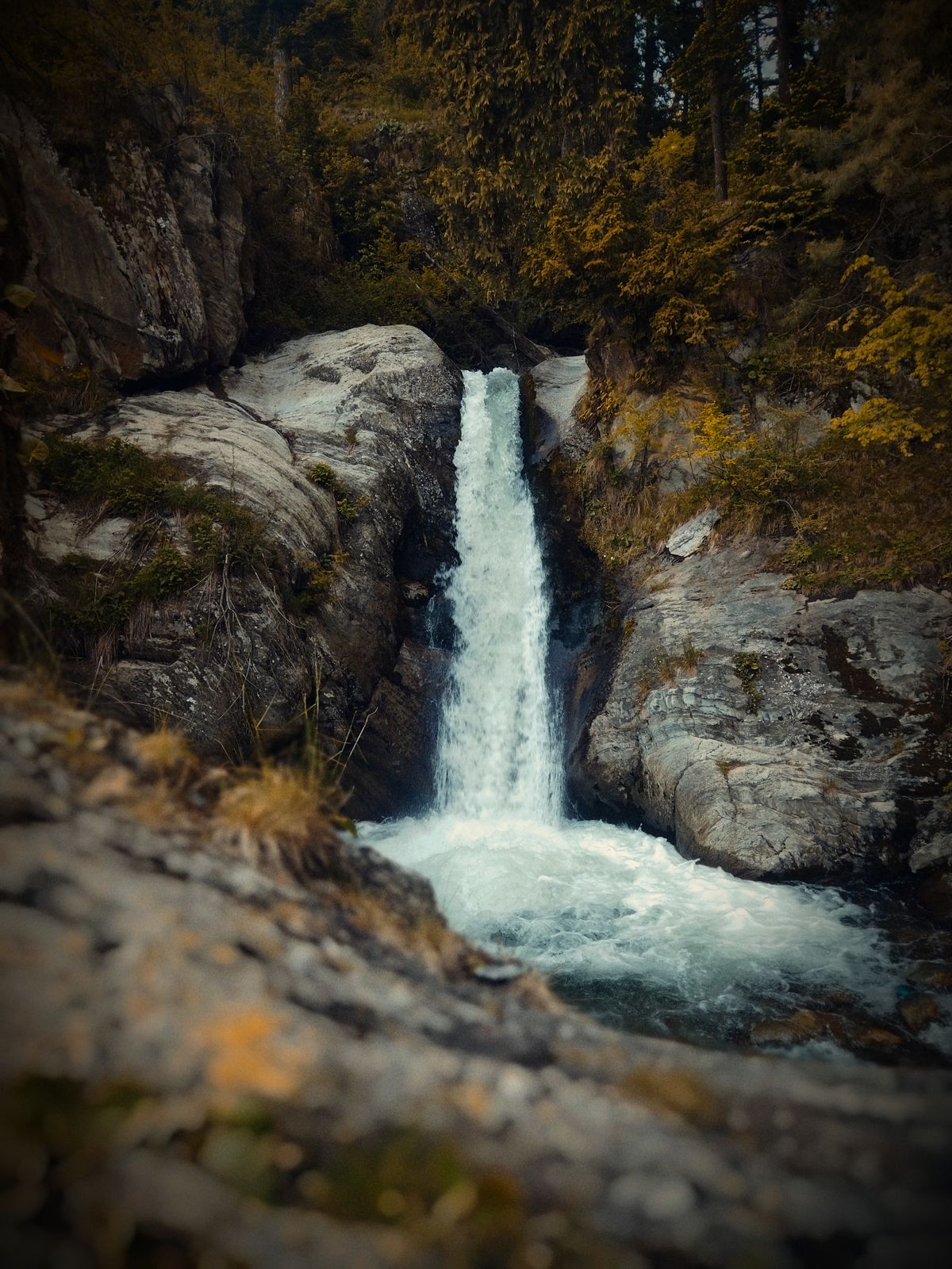 Waterfall on Rocks · Free Stock Photo