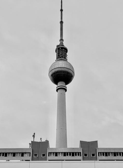 Бесплатное стоковое фото с broadcast tower, Берлин, вертикальный выстрел