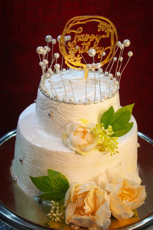 doğum günü pastası, kek içeren Ücretsiz stok fotoğraf
