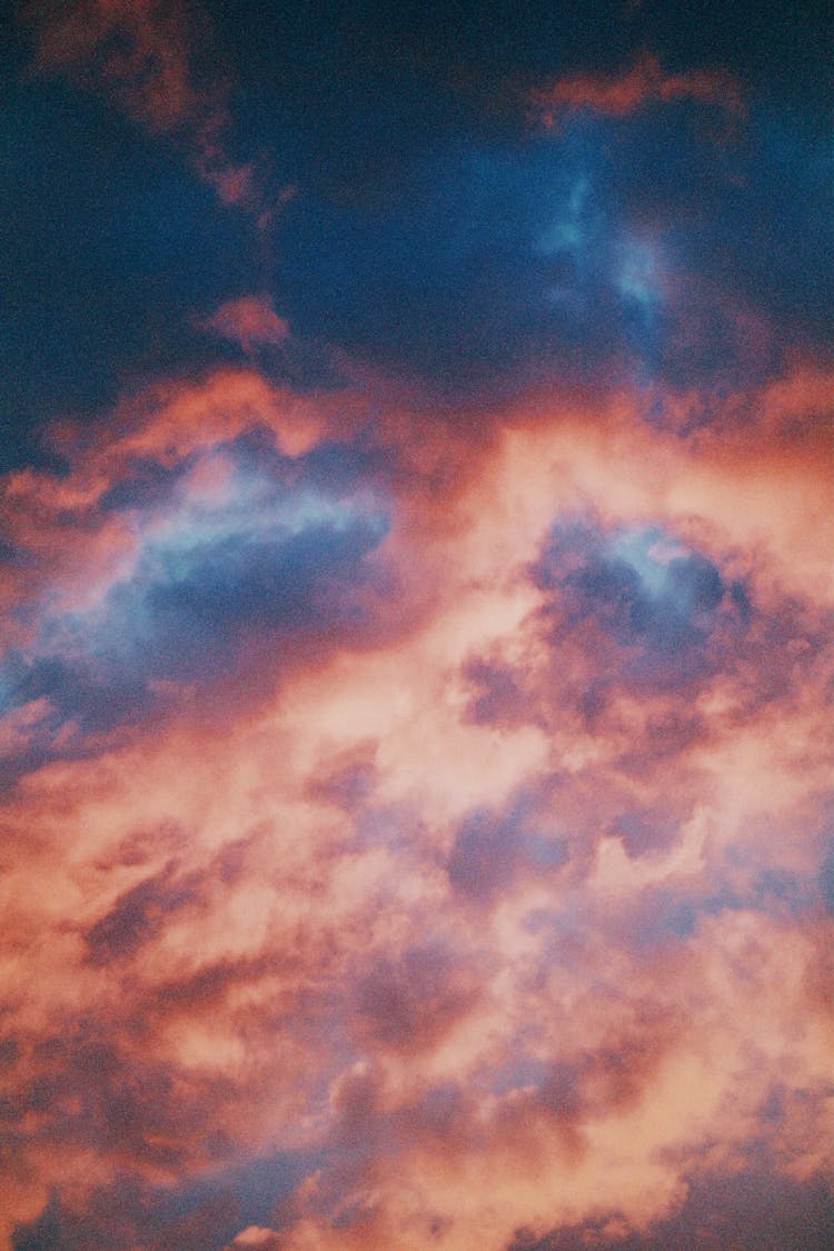 View Of A Sunset Sky With Pink Clouds 