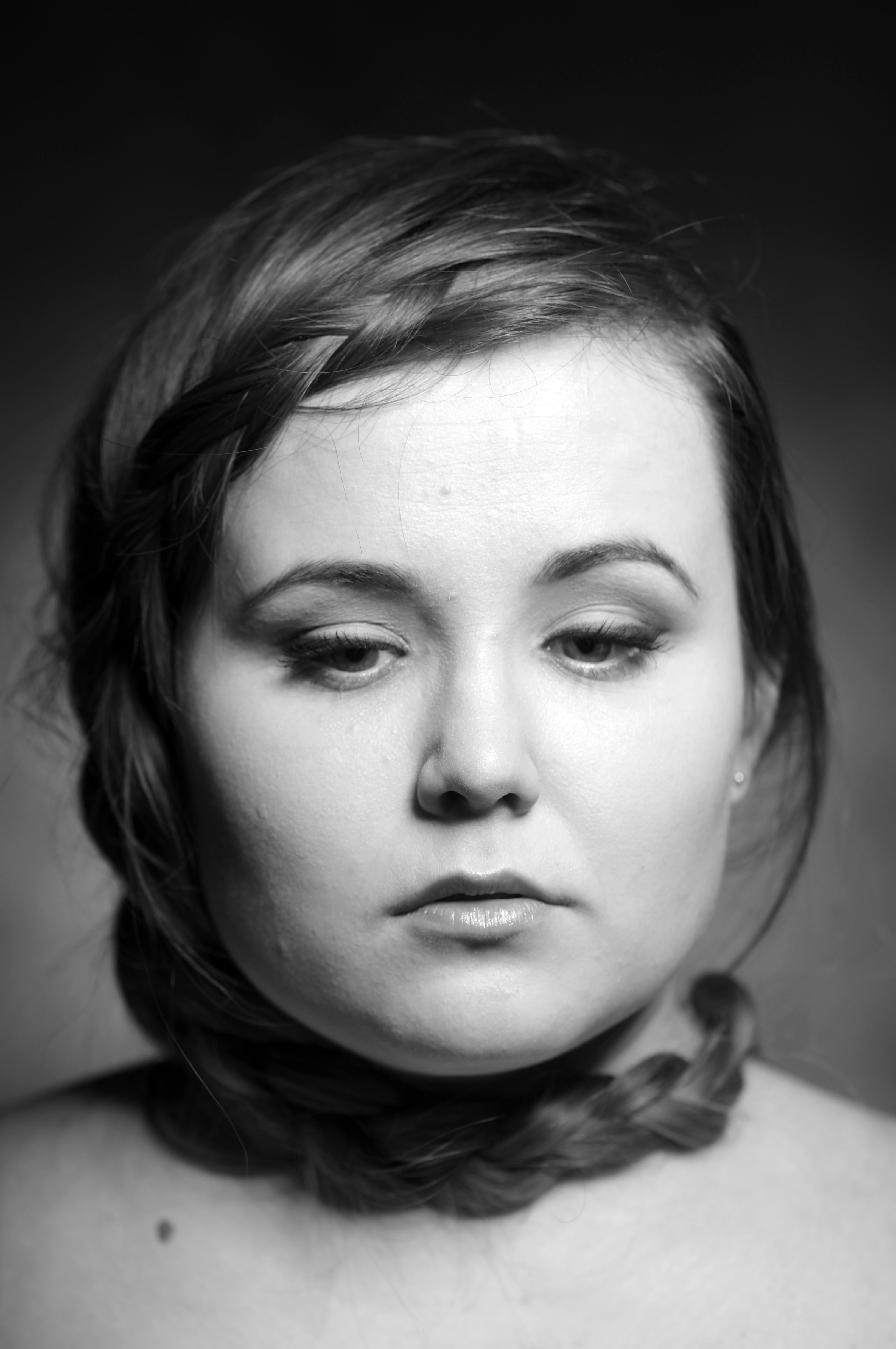 A woman with a braid in her hair · Free Stock Photo
