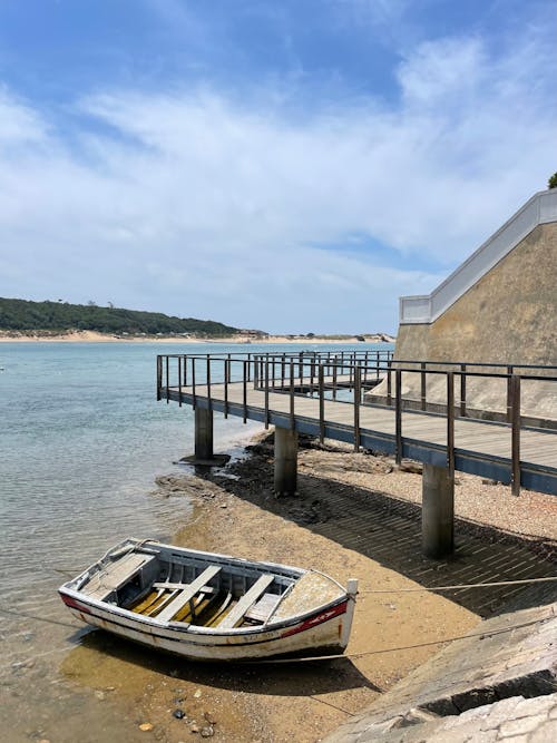 Fotos de stock gratuitas de amarrado, barca, capa marina