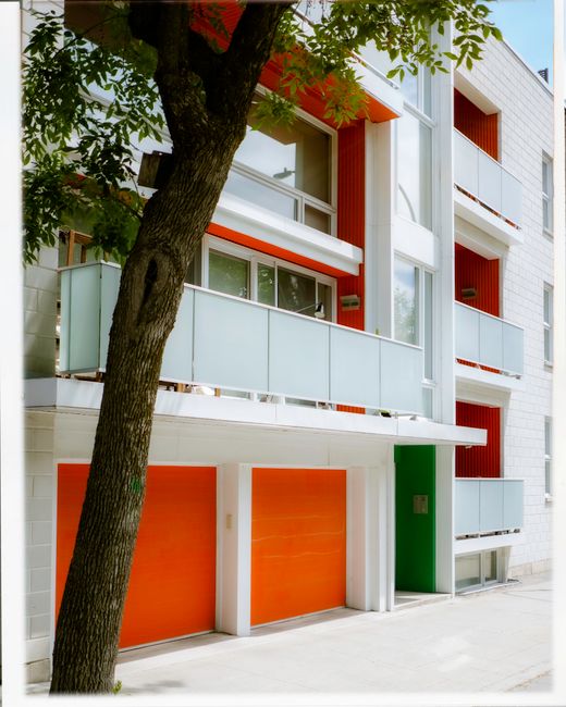 Contemporary apartment building with bold colors in Montréal.