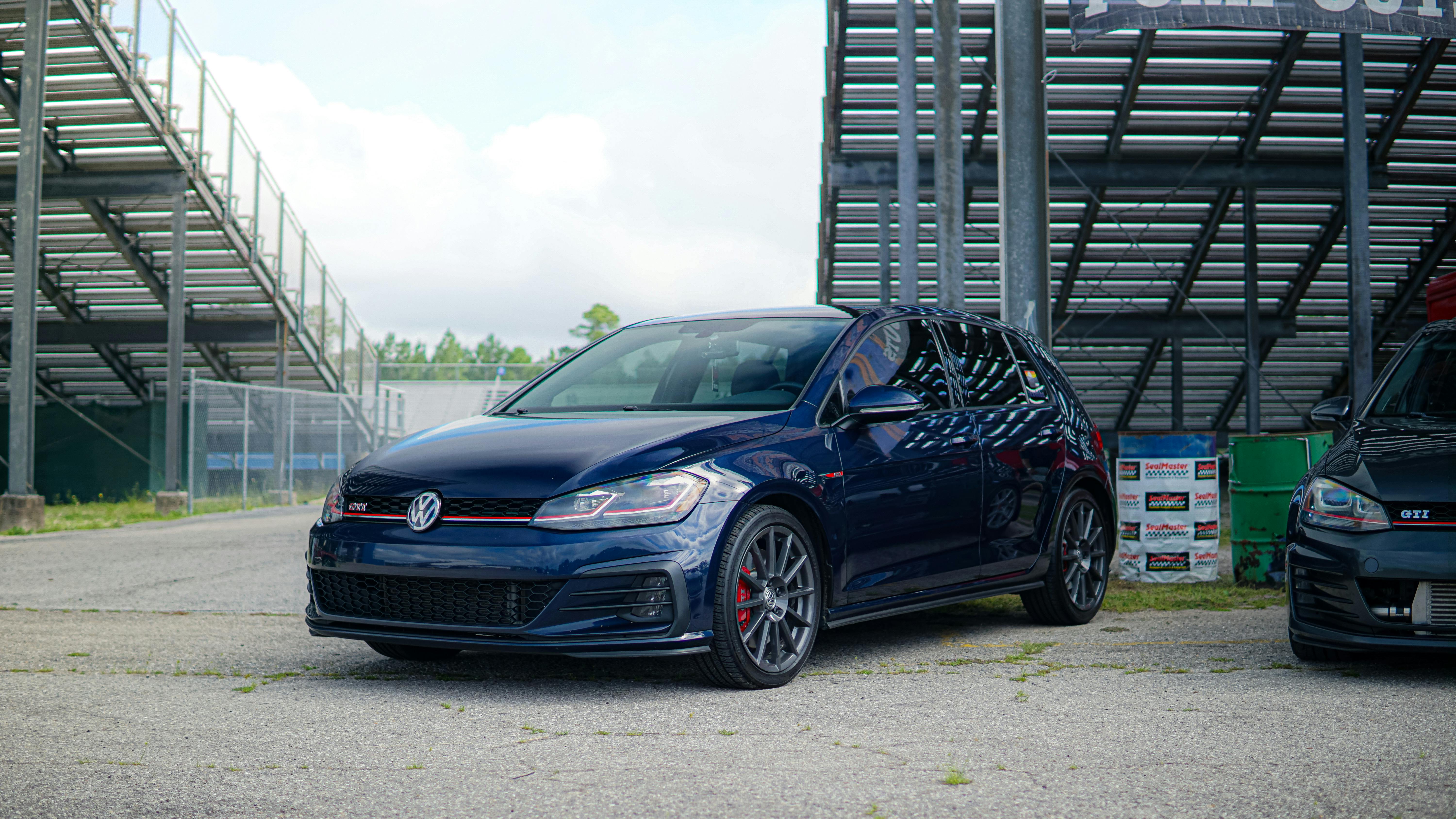 Power vs Precision: How the VW ID.3 Jumps and Handles Against the Golf GTI