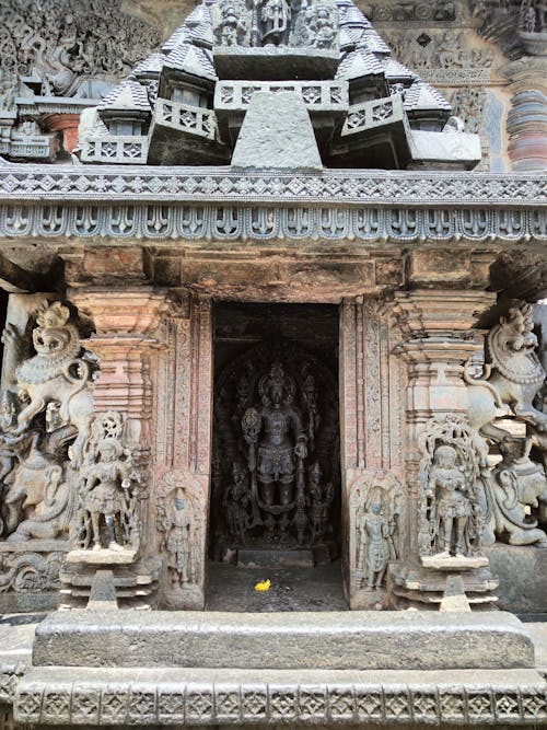 Shrine with a Sculpture of a Hindu Deity