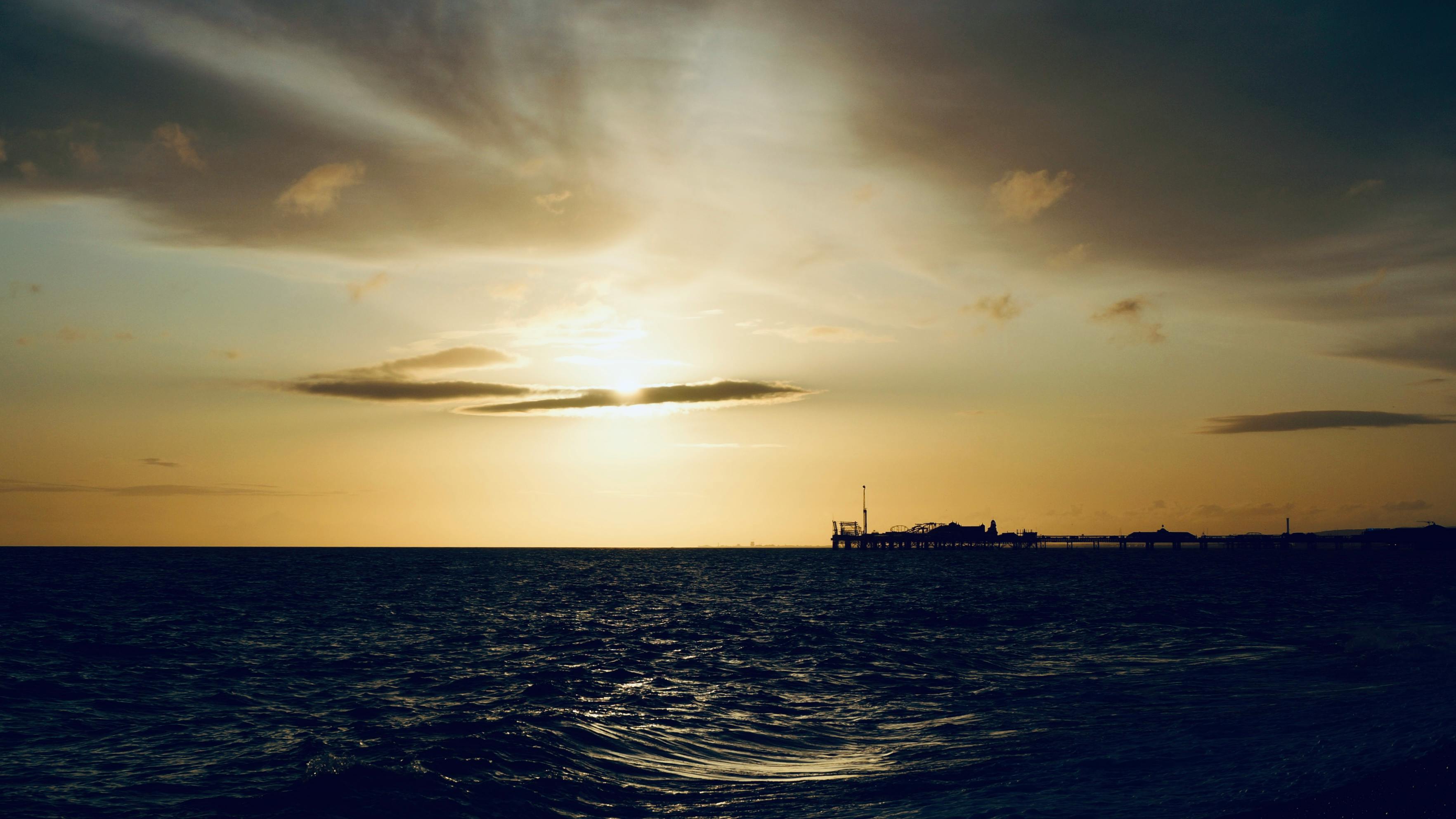 英法联合调查：27岁苏丹男子被捕，四名移民英吉利海峡偷渡遇难