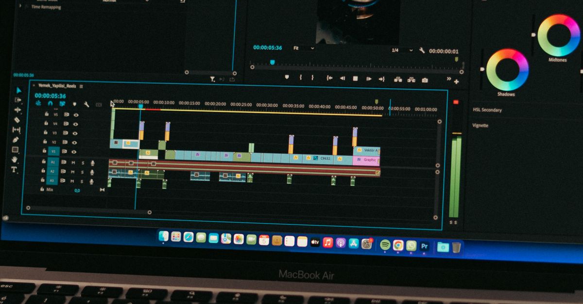 Editor Back Editing Software on Macbook Air · Free Stock Photo