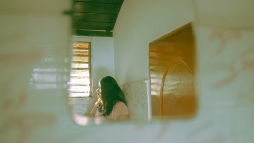 Free There is a crack in everything, that's how the light gets in. Stock Photo