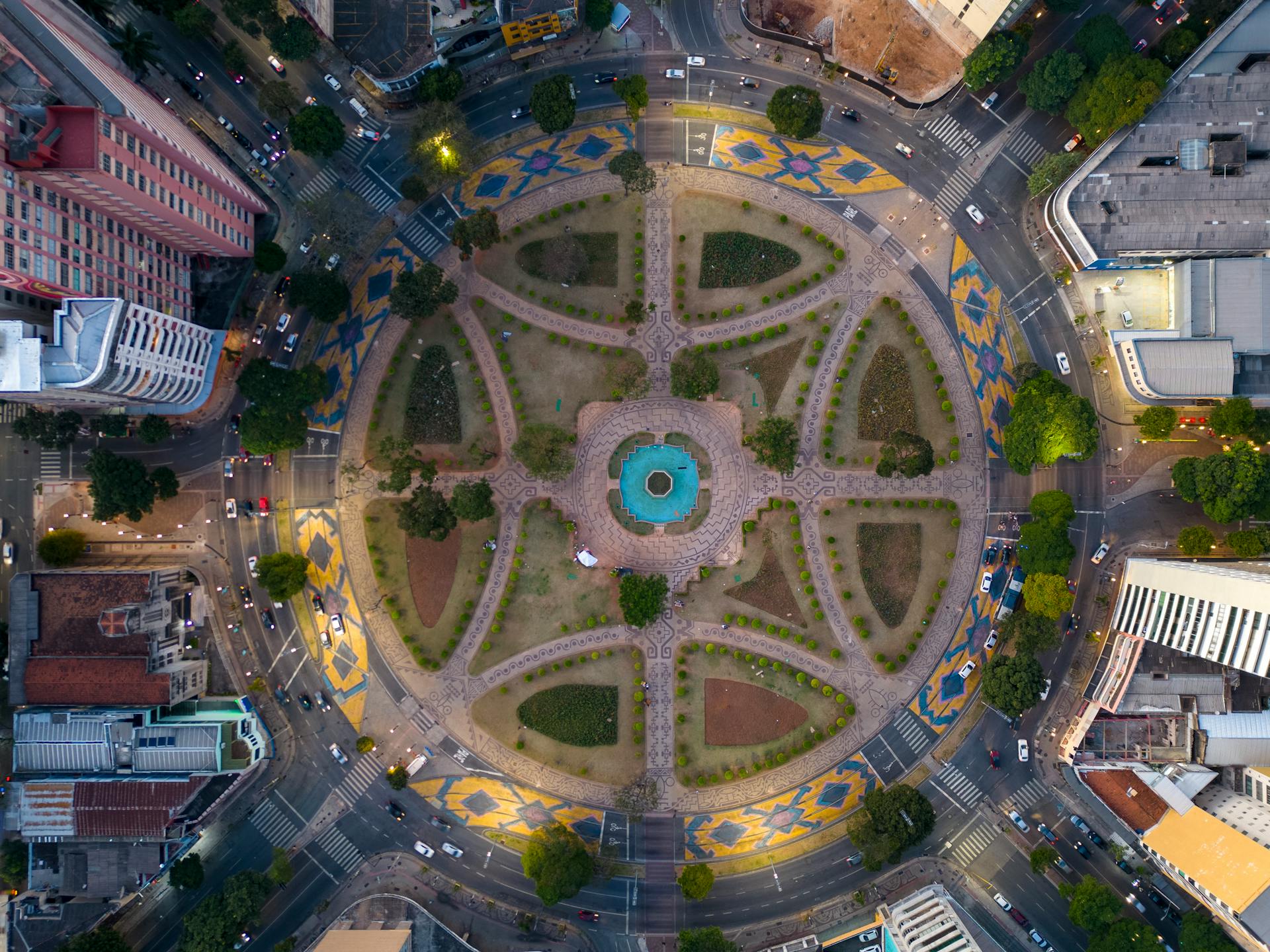 Aerial drone view of Praça Raul Soares, a vibrant roundabout in Belo Horizonte, Brazil.