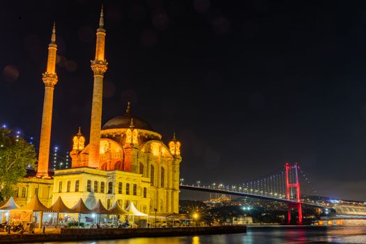 Ortaköy Büyük Mecidiye Camii
