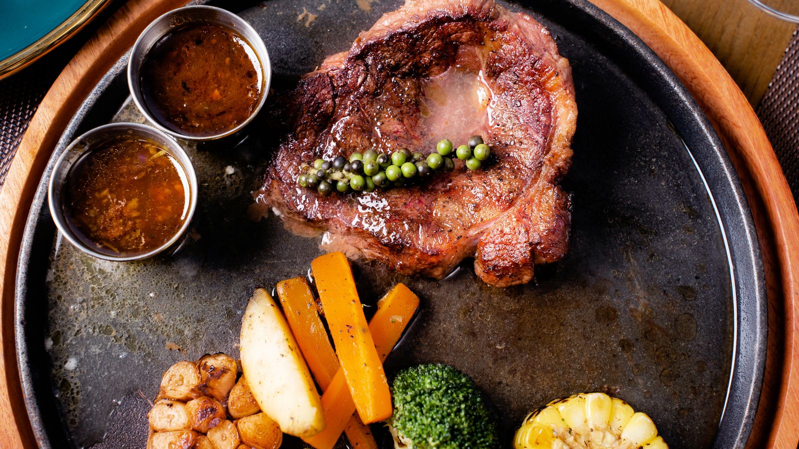 Representative photograph of a steak served at a restaurant; not a Texas Roadhouse meal or Kenneth Card's order